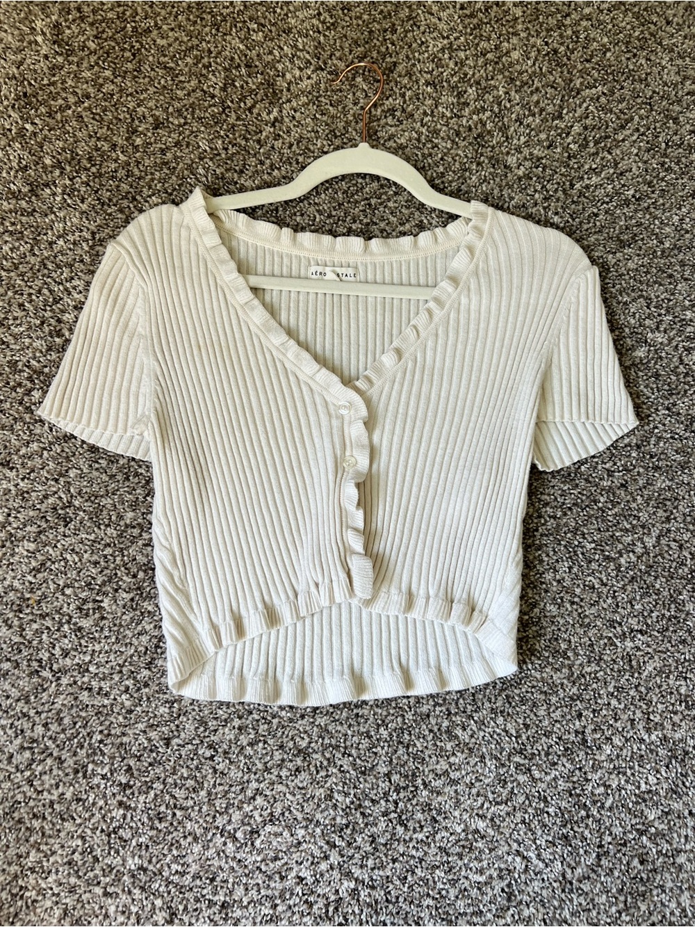 Aeropostale Ribbed Button Crop Top
